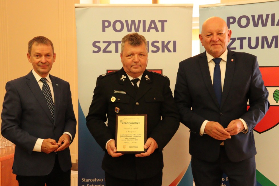 Sesja Rady Powiatu Sztumskiego - podsumowanie skutków ulewnych deszczy i podziękowania dla służb.