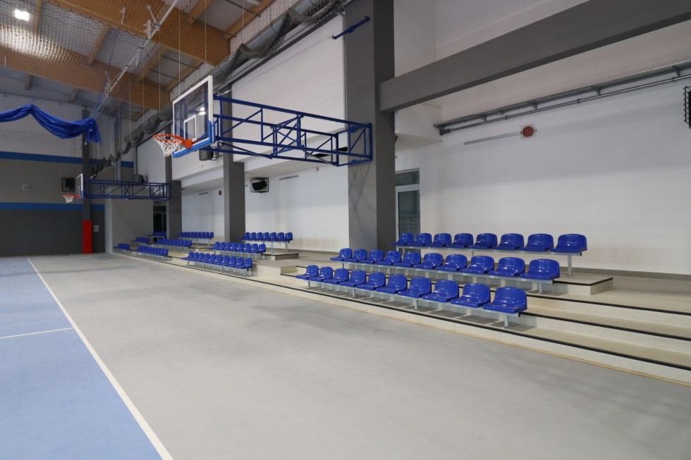 Nowoczesna hala sportowa w Nowym Stawie już prawie gotowa.