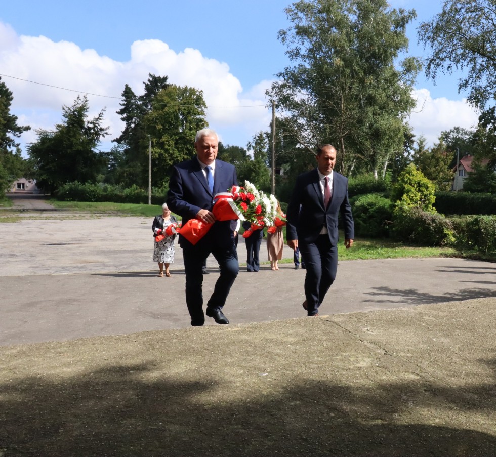 86. rocznica wybuchu II wojny światowej – uroczystości w Nowym Stawie.