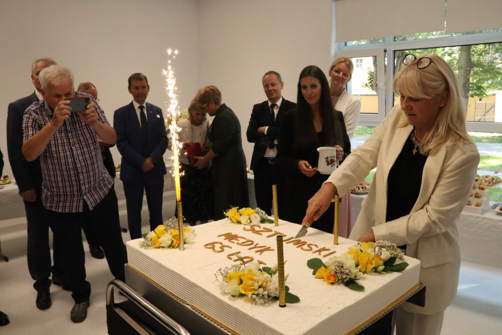 Nowy budynek Sztumskiego Medyka uroczyście otwarty podczas 65-lecia szkoły.