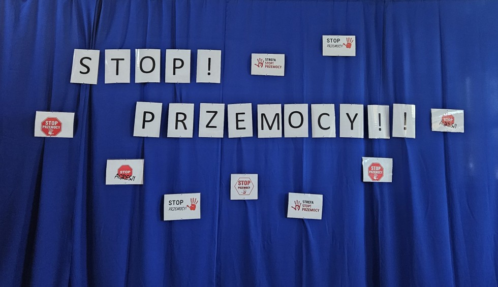 Uczniowie z Nowej Wsi Malborskiej włączyli się w ogólnopolską akcję przeciw przemocy rówieśniczej.