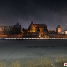 Zimowy Malbork – polub i udostępnij - wieczorna galeria zdjęć