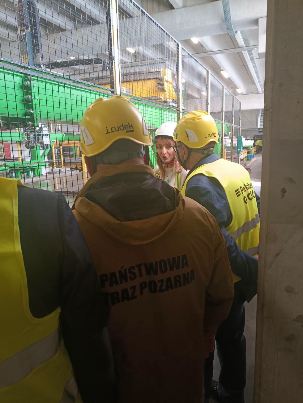 W Malborku powstaną dwa schrony i magazyn OLiOC. Delegacja Powiatu odwiedziła fabryki wykonawcy