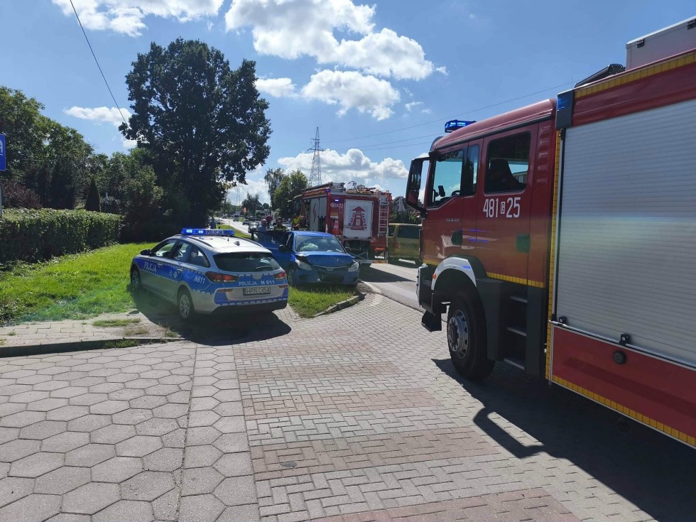 Zderzenie trzech samochodów na DK55 w Malborku. 21-latka ukarana wysokim mandatem