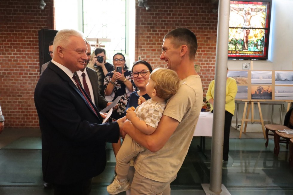 Dożynki Gminne w Nowym Stawie. Mieszkańcy podziękowali za tegoroczne plony