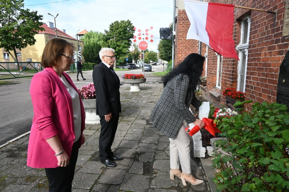Pamięć jest naszym obowiązkiem - Nowy Dwór Gdański uczcił ofiary II wojny światowej