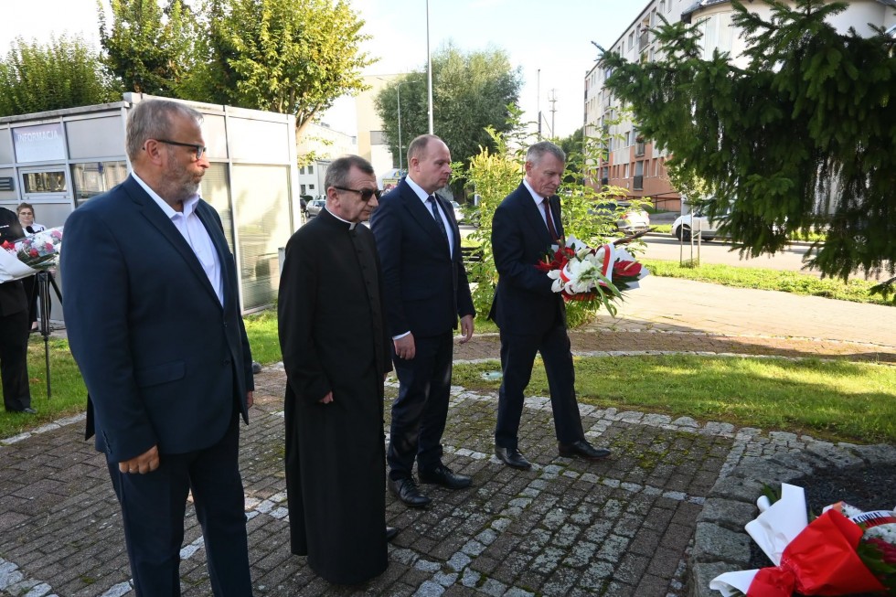 Pamięć jest naszym obowiązkiem - Nowy Dwór Gdański uczcił ofiary II wojny światowej