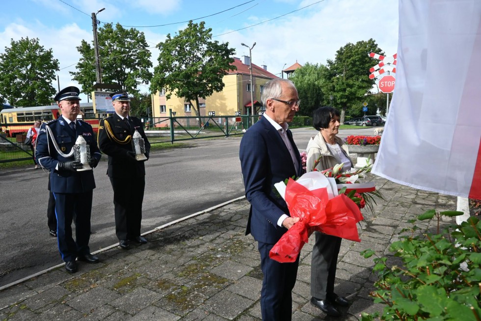 Pamięć jest naszym obowiązkiem - Nowy Dwór Gdański uczcił ofiary II wojny światowej