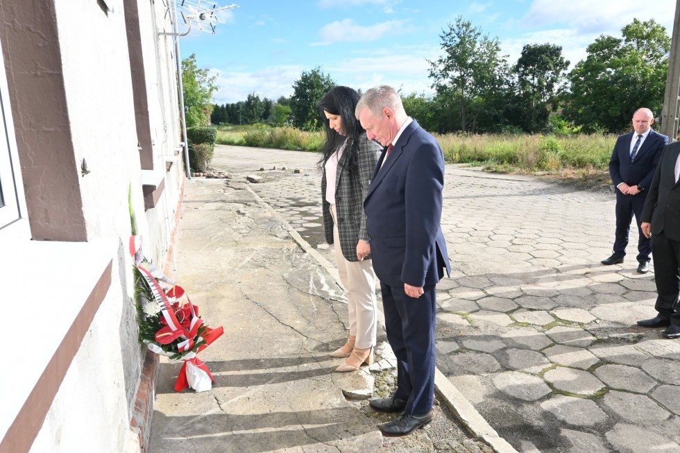 Pamięć jest naszym obowiązkiem - Nowy Dwór Gdański uczcił ofiary II wojny światowej