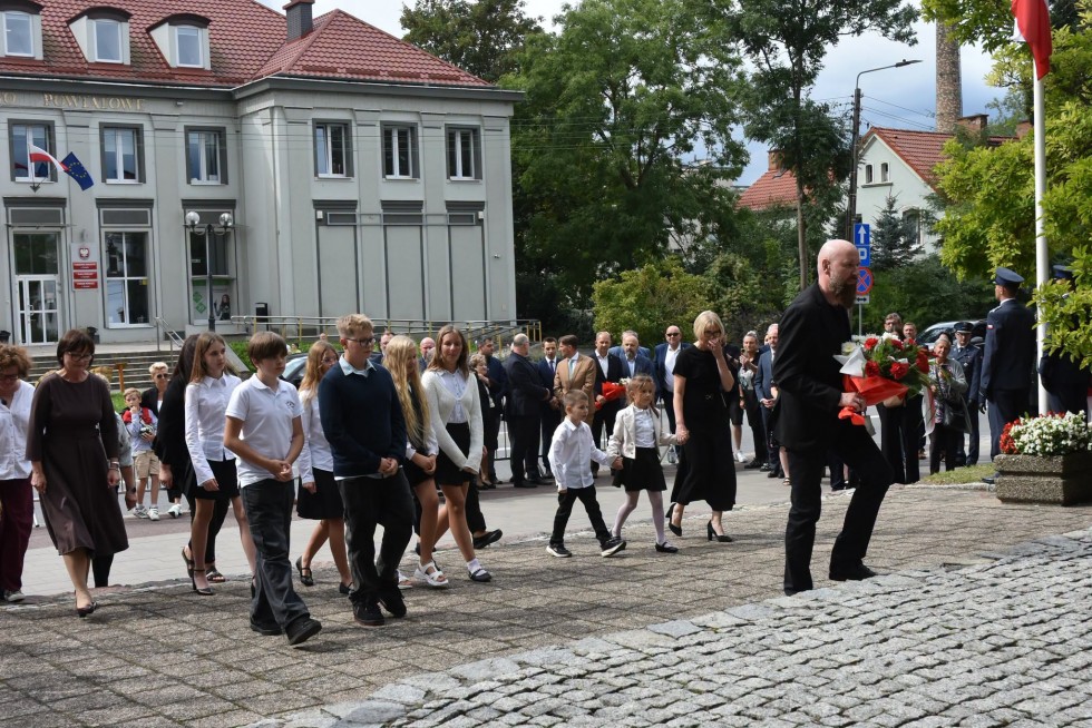 87. rocznica wybuchu II wojny światowej. W Sztumie uczczono pamięć bohaterów i ofiar