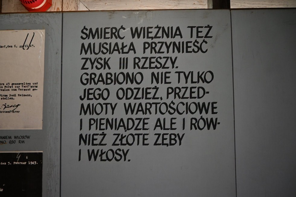 87. lat od pierwszego transportu do Stutthofu. W Sztutowie oddano hołd ofiarom niemieckiego nazistowskiego obozu