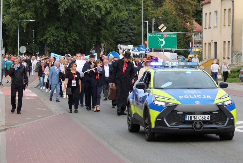 Bezpieczne Dożynki Wojewódzkie w Sztumie. Policjanci czuwali nad bezpieczeństwem uczestników