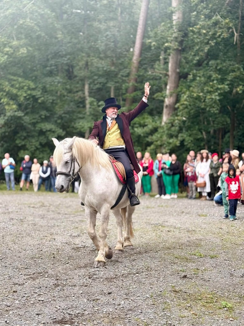 „Pociąg do Sztutowa” pełen historii i muzyki. Niezwykła podróż Żuławską Koleją Dojazdową