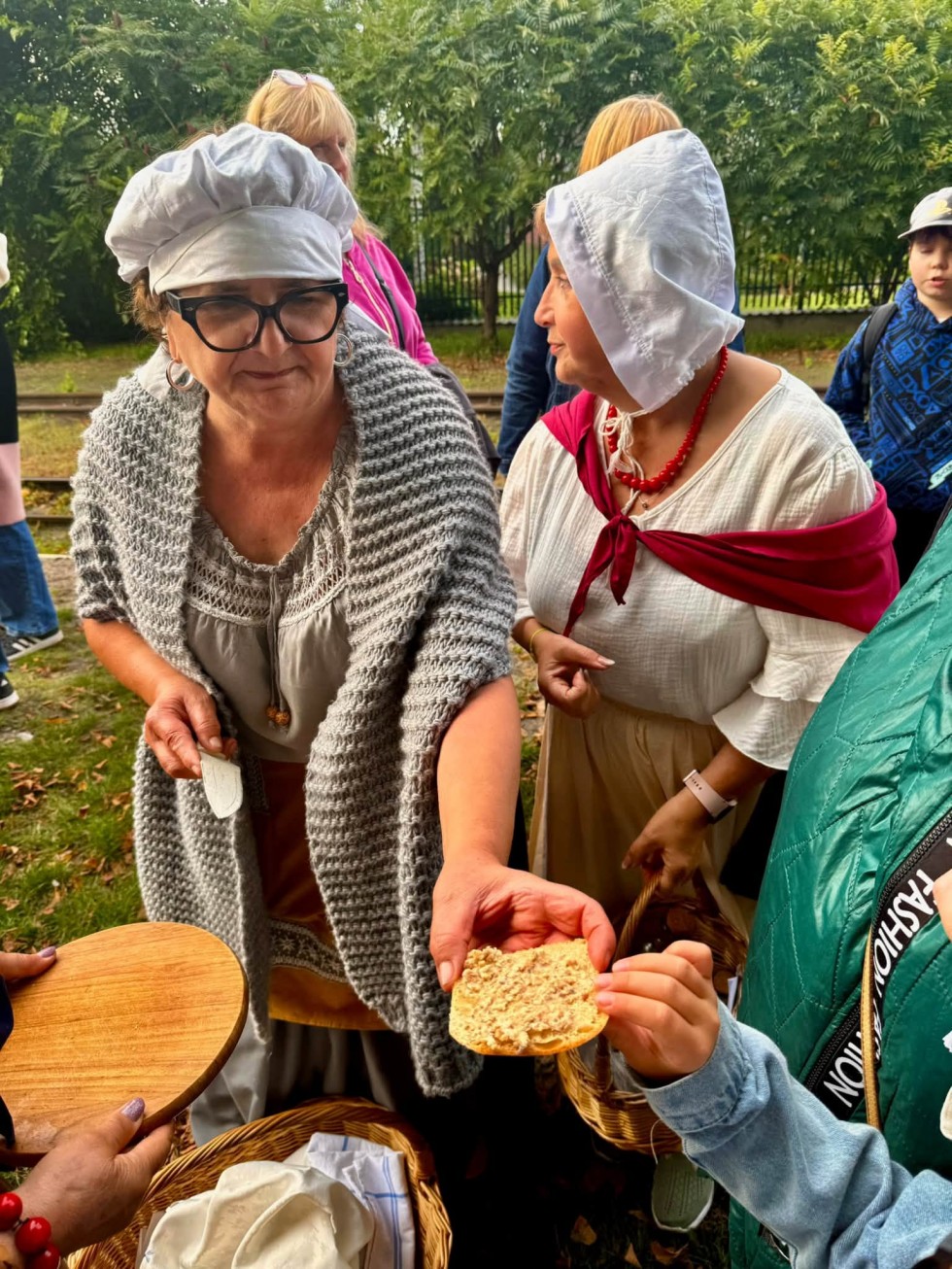 „Pociąg do Sztutowa” pełen historii i muzyki. Niezwykła podróż Żuławską Koleją Dojazdową