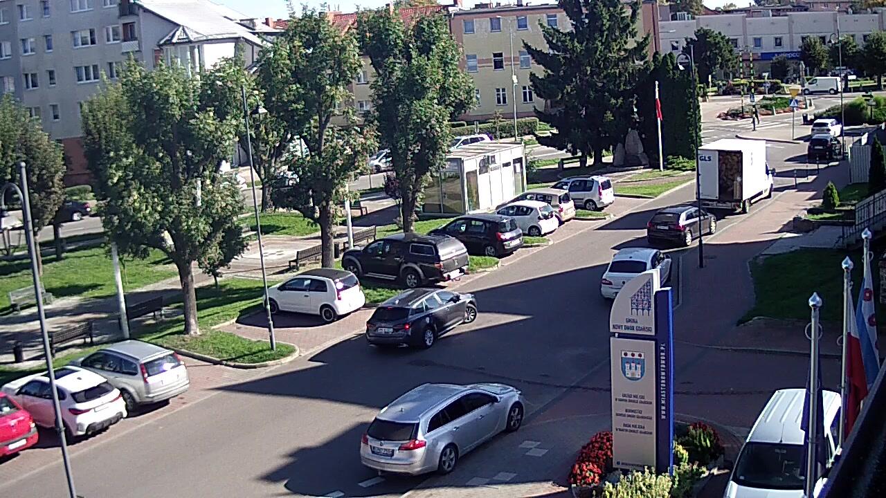 Podgląd: Nowy Dwór Gdański. Widok na żywo kamery z Urzędu Miejskiego przy ul. Ernesta Wejhera 3 w Nowym Dworze Gdańskim 